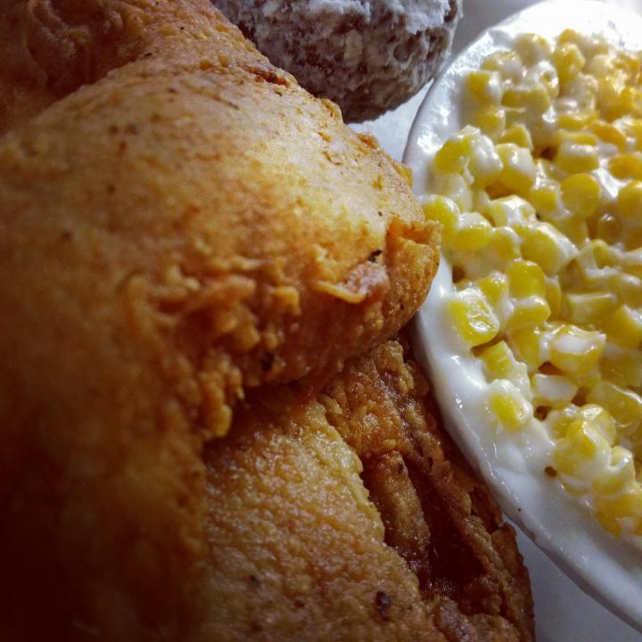 Famous Pan Fried Chicken and Cream Corn 